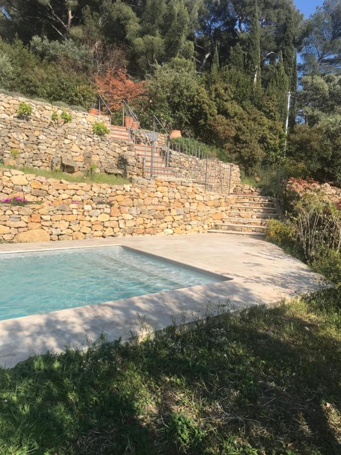 Hauteurs De Toulon : Charmant Studio Piscine Dış mekan fotoğraf